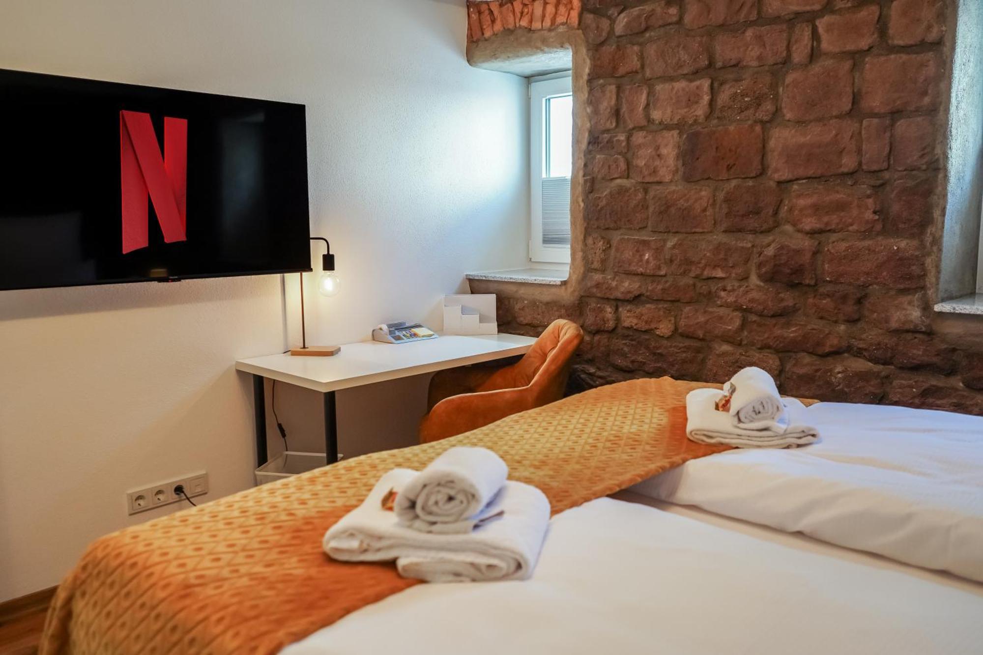 7Seas Boutique Aparthotel Homburg - Stilvoll, Digital & Ideal Fuer Familie & Business Exterior foto
